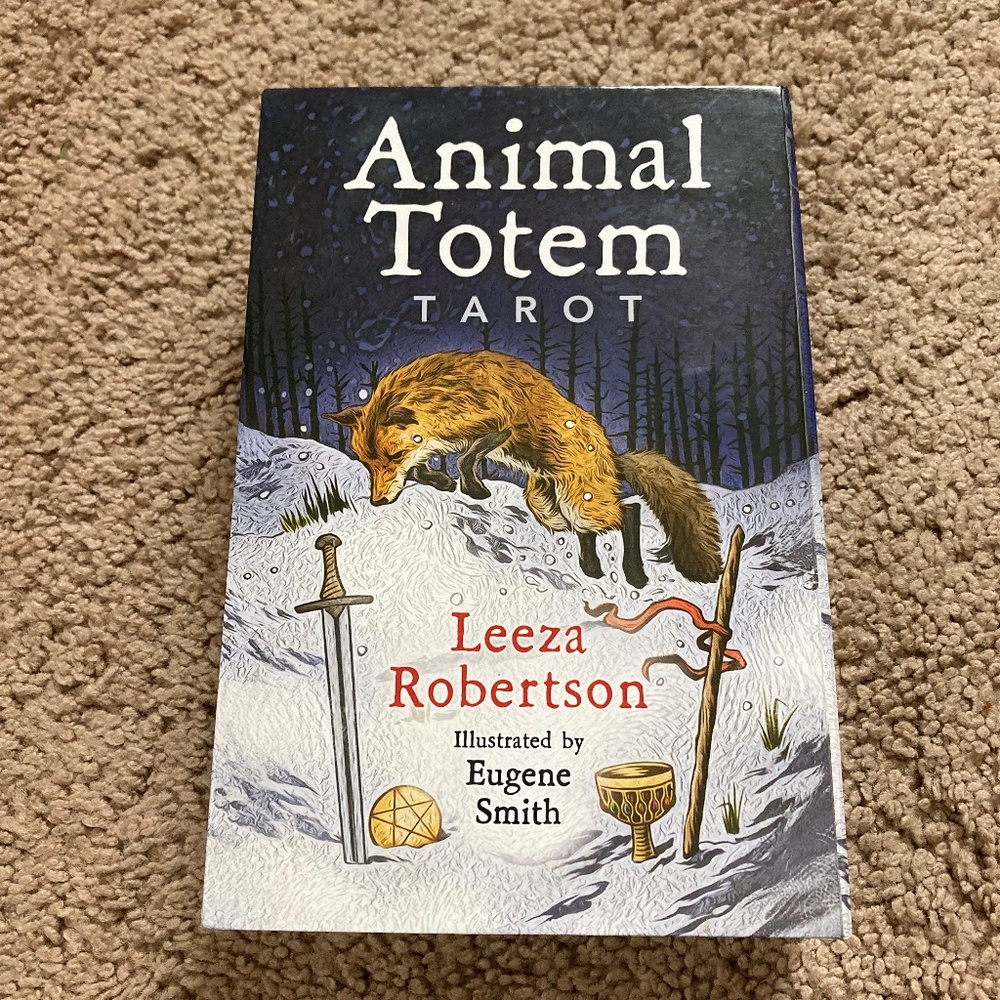 Animal Totem Tarot deck by Leeza Robertson